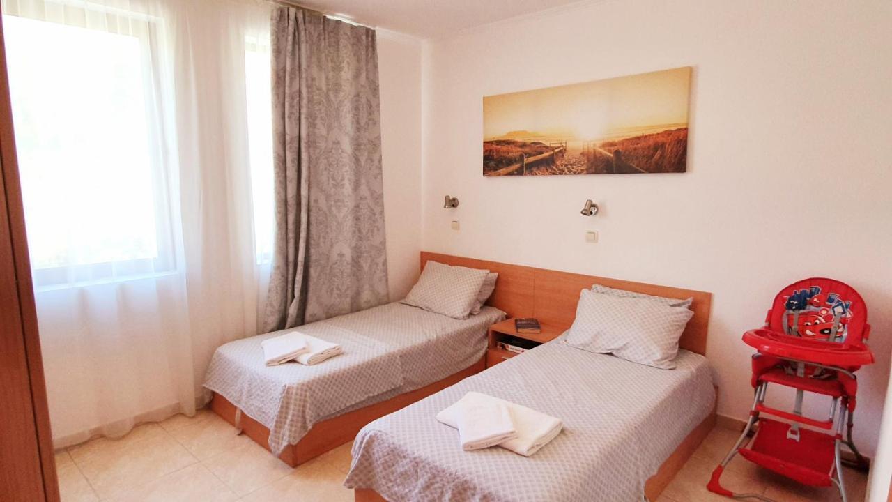 Relax From The Paradise In The Heart Of Sveti Vlas Exterior foto