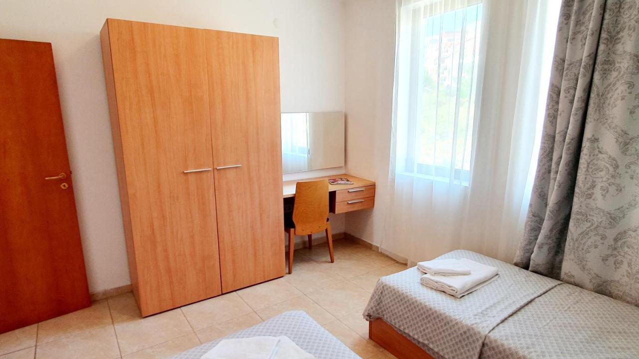 Relax From The Paradise In The Heart Of Sveti Vlas Exterior foto